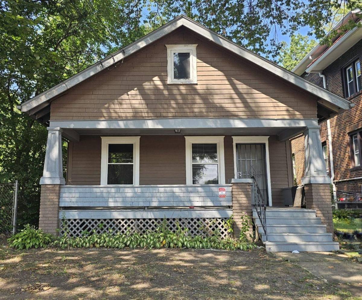House for rent at 576 Blaine Ave, Akron, OH 44310
