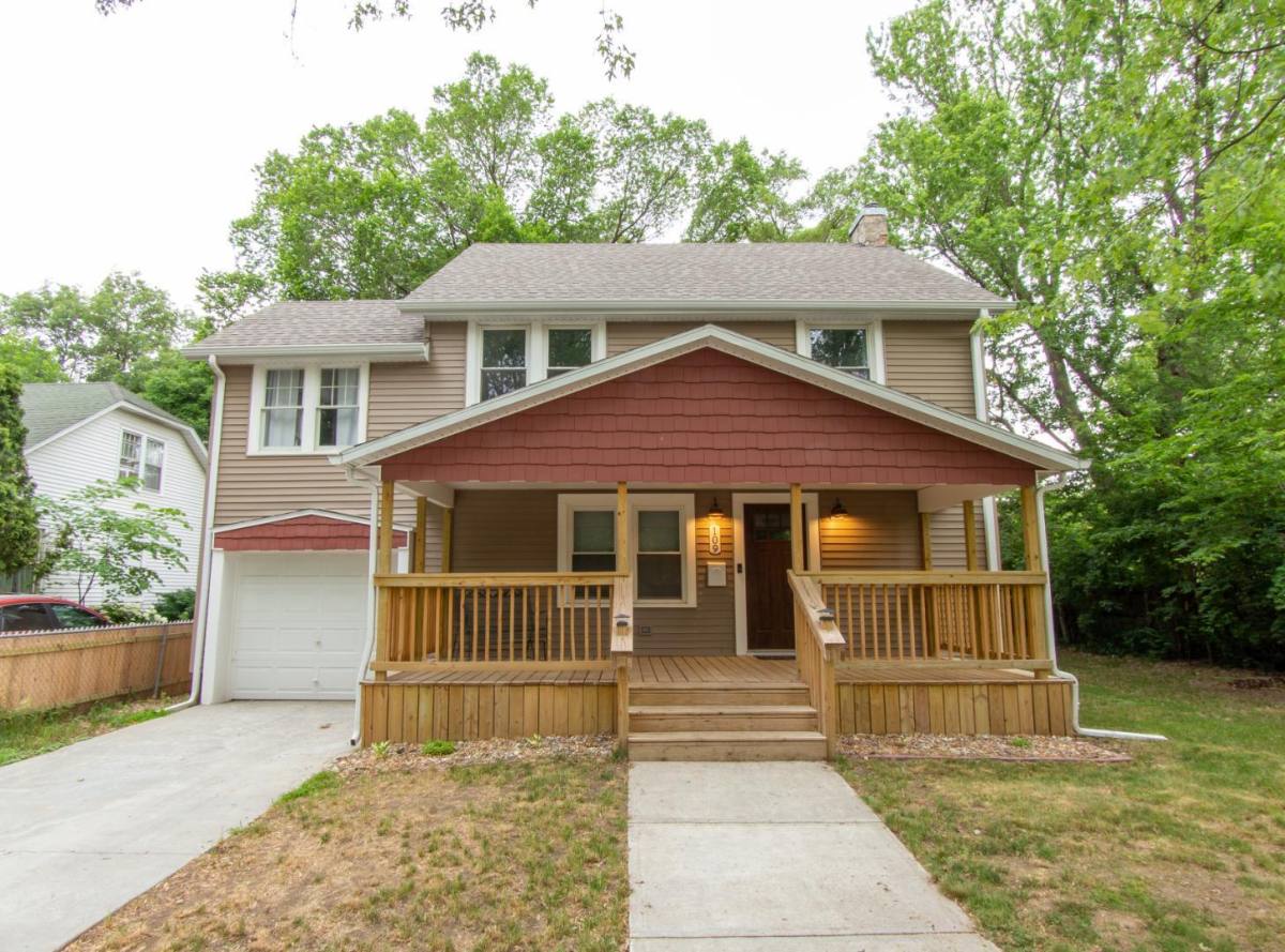 House for rent at 109 S Russell Ave #1, Ames, IA 50010