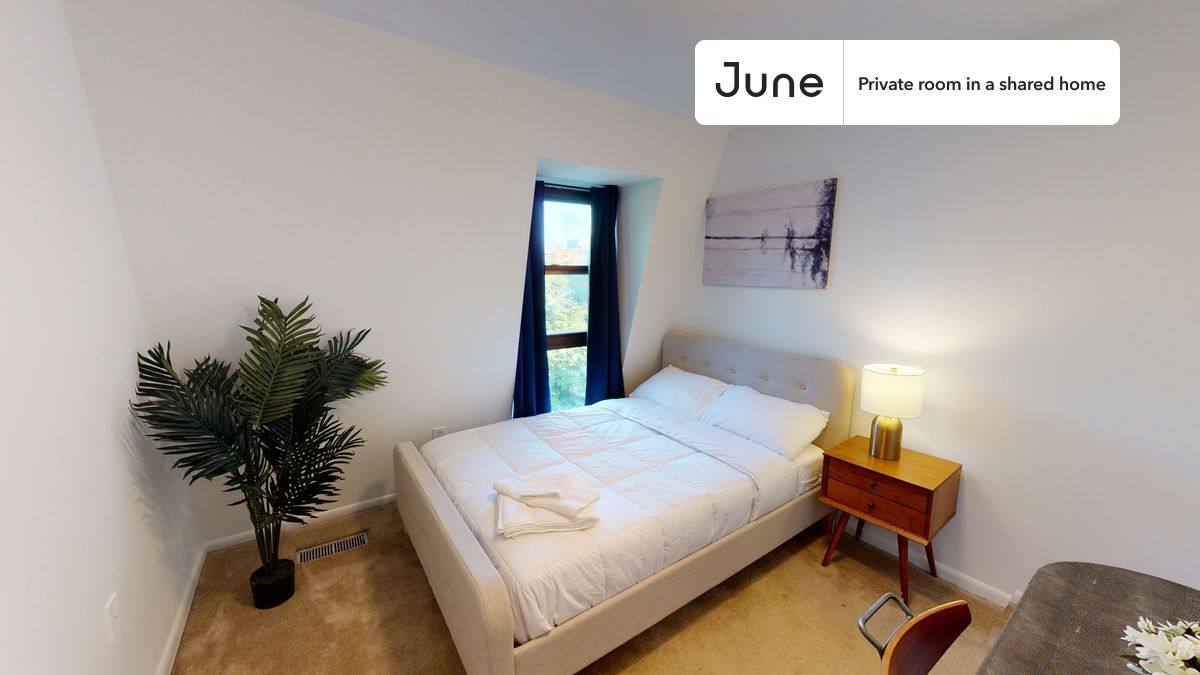 Apartment for rent at 1242 11th St NW, Washington, DC 20001