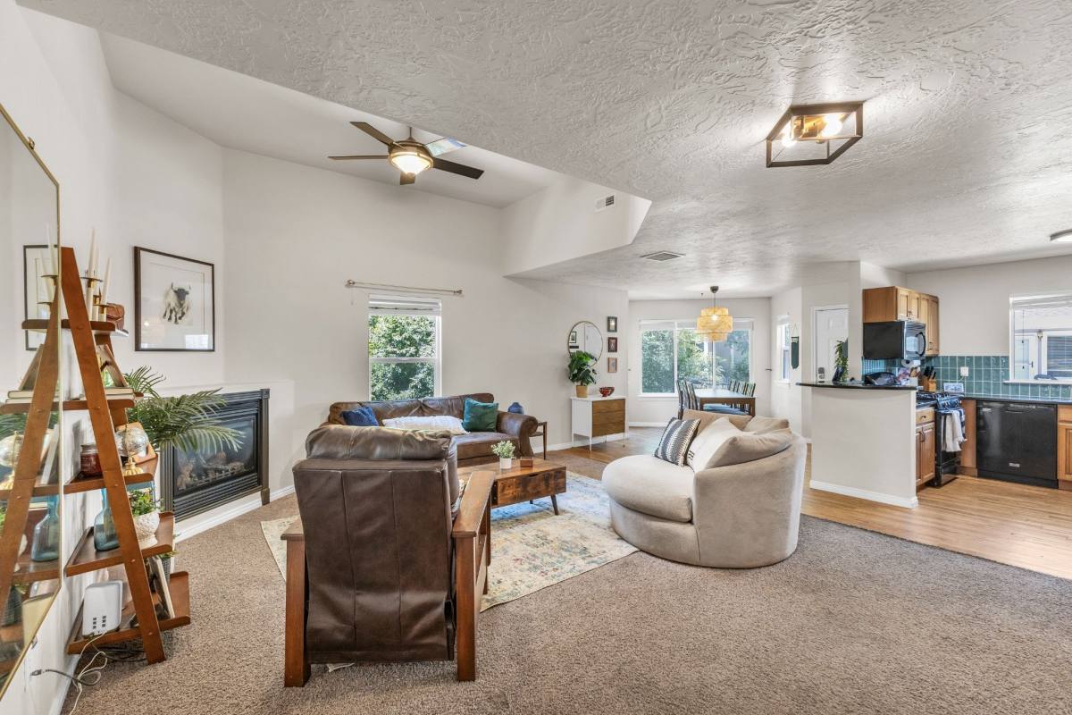 Townhouse for rent at 564 Sellwood Court, Ogden, UT 84401