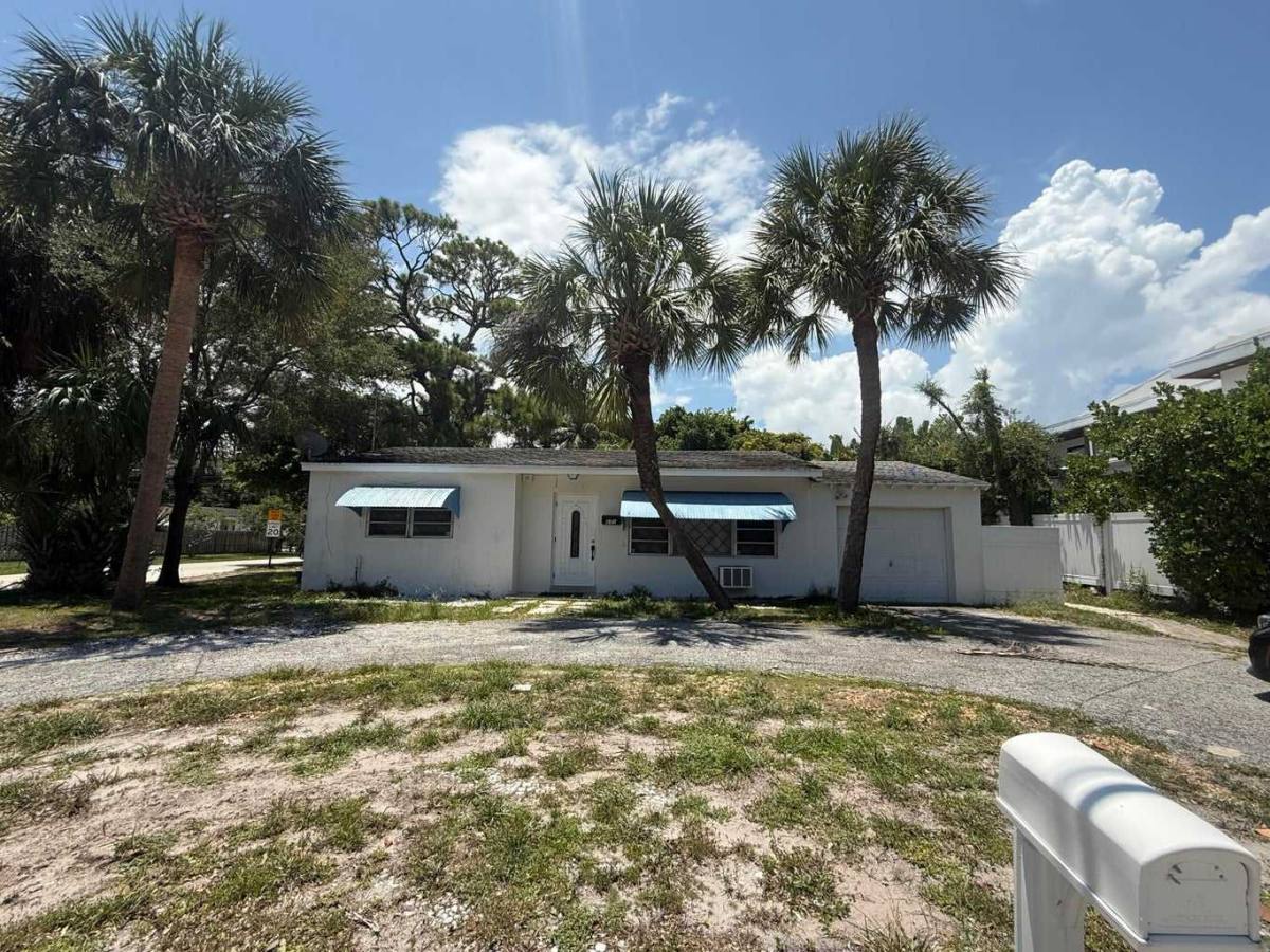 Apartment for rent at 601 NW 2nd Ave, Boca Raton, FL 33432