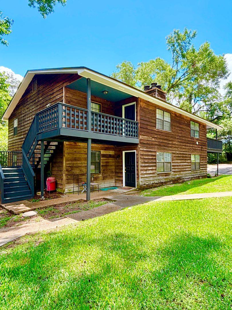 Apartment for rent at 1230 Alachua Ave, Tallahassee, FL 32308