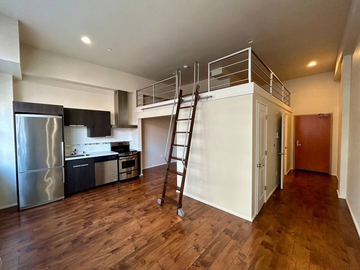 Apartment for rent at 529 Stevenson St, San Francisco, CA 94103