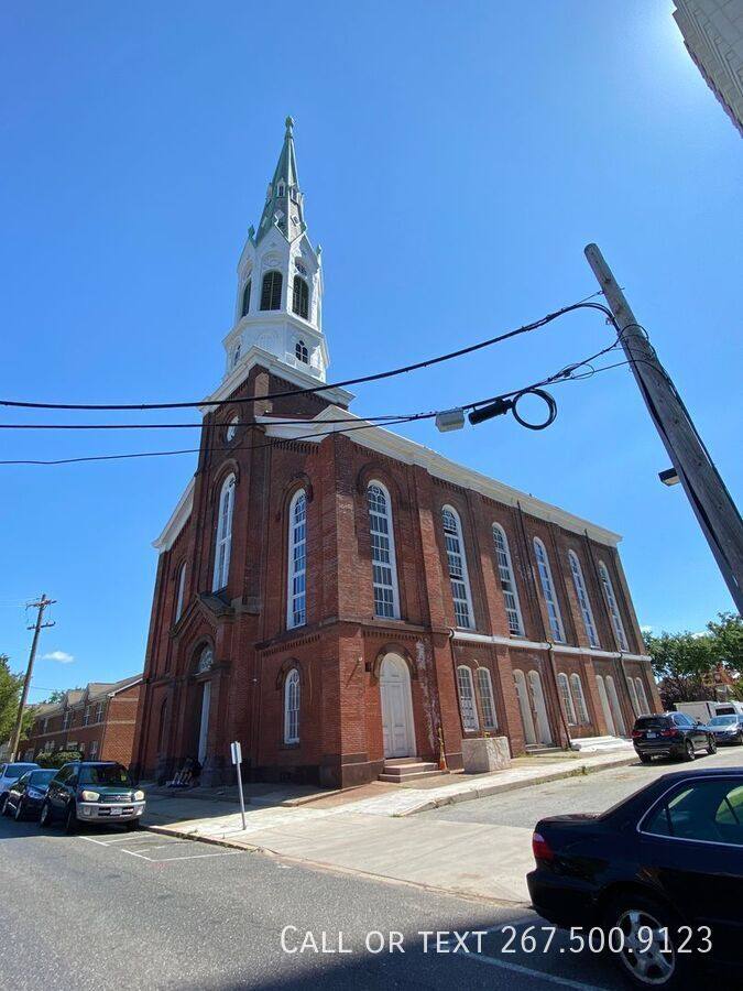 Apartment for rent at 1001 S 4th St #18, Philadelphia, PA 19147