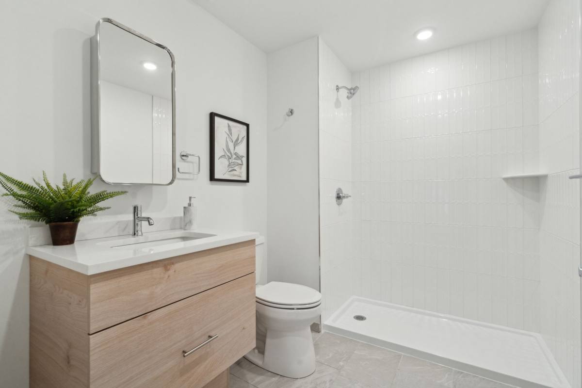 Apartment for rent at 922 N Broad St, Philadelphia, PA 19130
