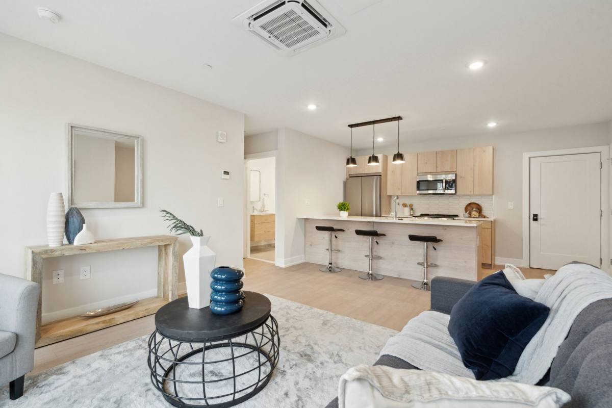 Apartment for rent at 922 N Broad St, Philadelphia, PA 19130