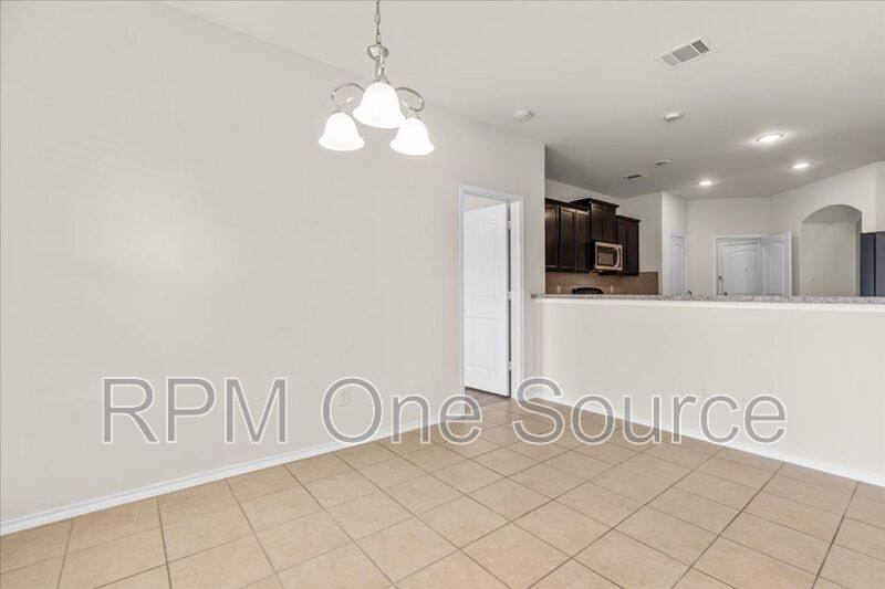 House for rent at 1729 Park Trails Blvd, Princeton, TX 75407
