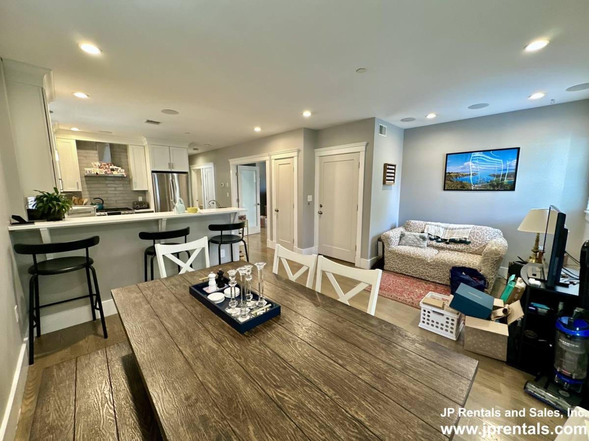 Apartment for rent at 88 Rossmore Rd #3, Jamaica Plain, MA 02130