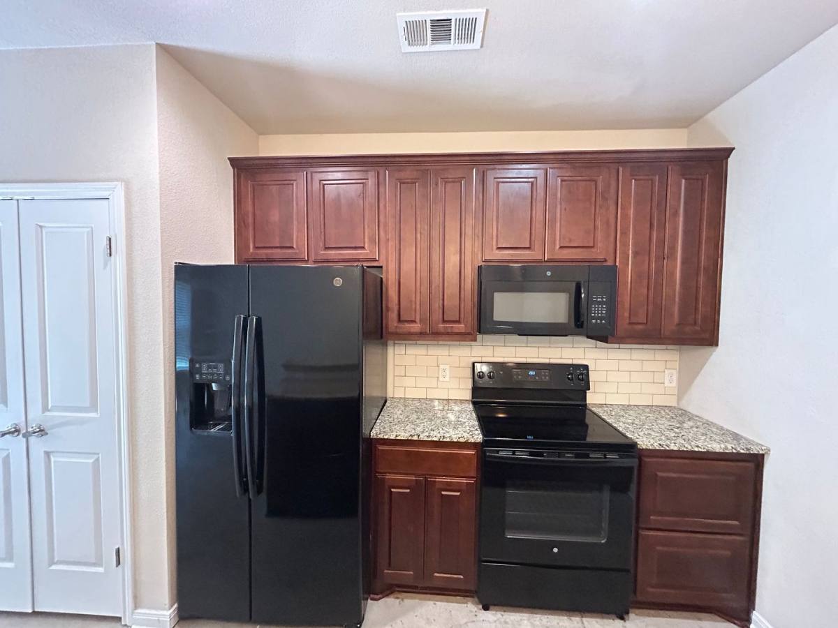 Apartment for rent at 1923 Austin, Waco, TX 76701