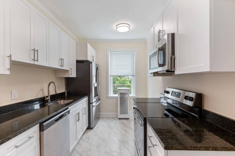 Apartment for rent at 19 Green St #6, Brookline, MA 02446