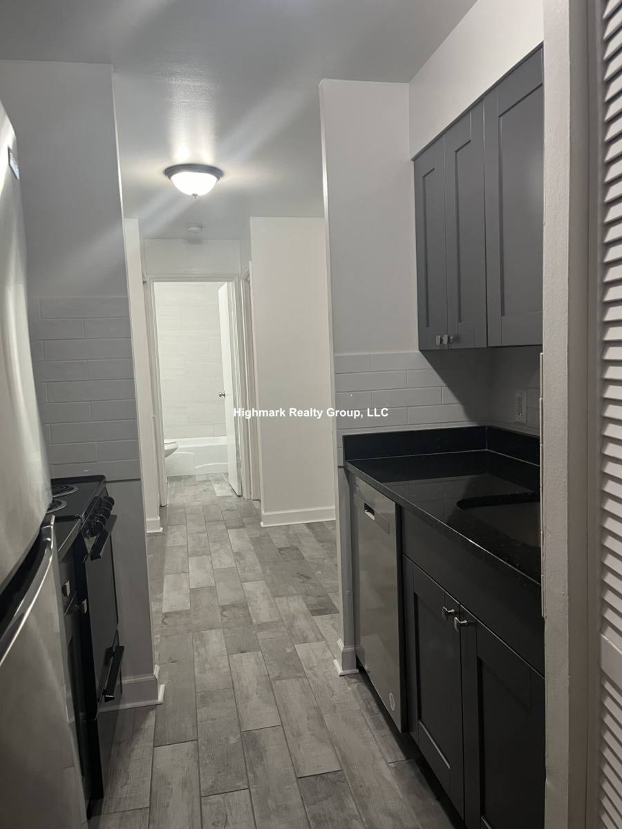 Apartment for rent at 3825 N Pine Grove Ave #310, Chicago, IL 60613