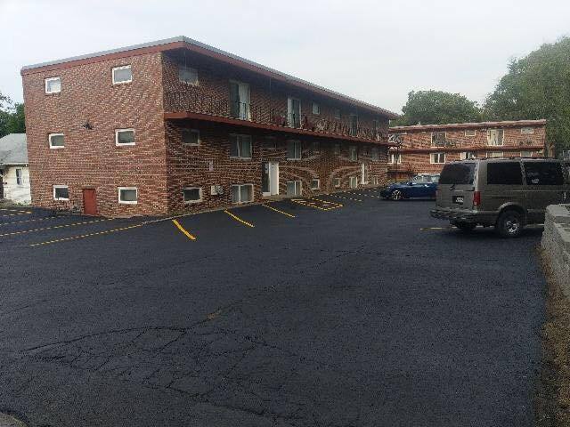 Apartment for rent at 4415 N 62nd St #11, Omaha, NE 68104