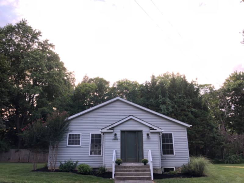 House for rent at 12822B Booth Rd, Lovettsville, VA 20180
