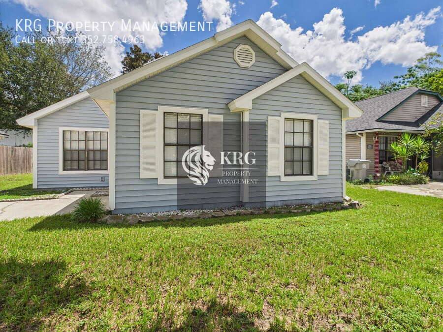 House for rent at 610 Swallow St, Apopka, FL 32712