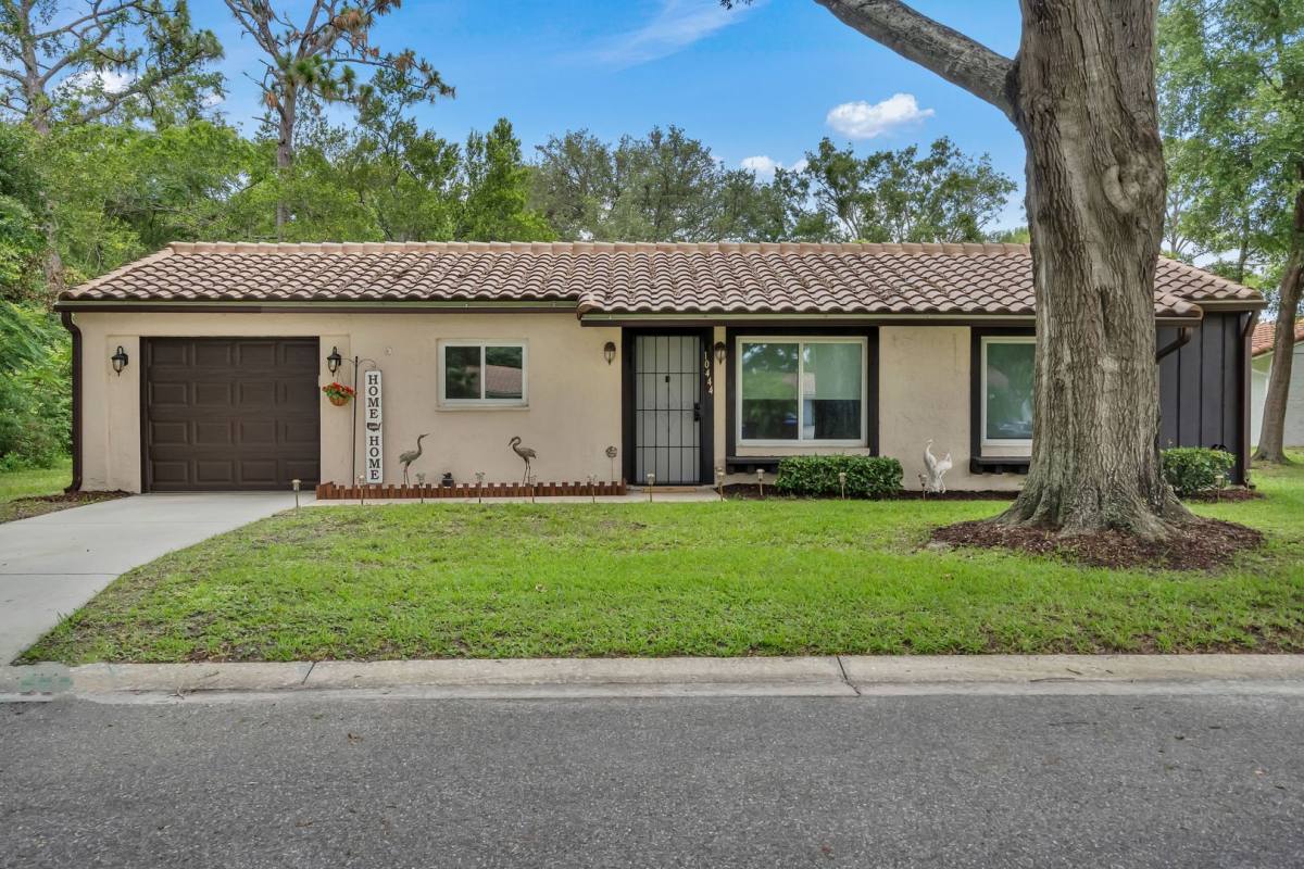 House for rent at 10444 Kingbrook Lane, Orlando, FL 32821