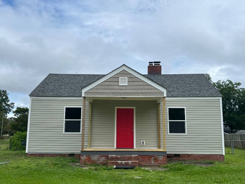 House for rent at 122 Queens Rd, Jacksonville, NC 28540