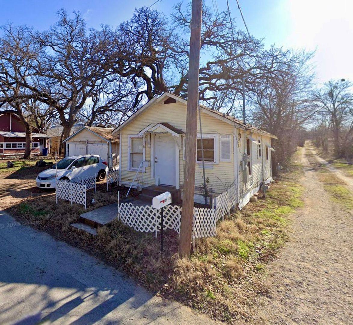 Apartment for rent at 2001 Brady Ave, Brownwood, TX 76801