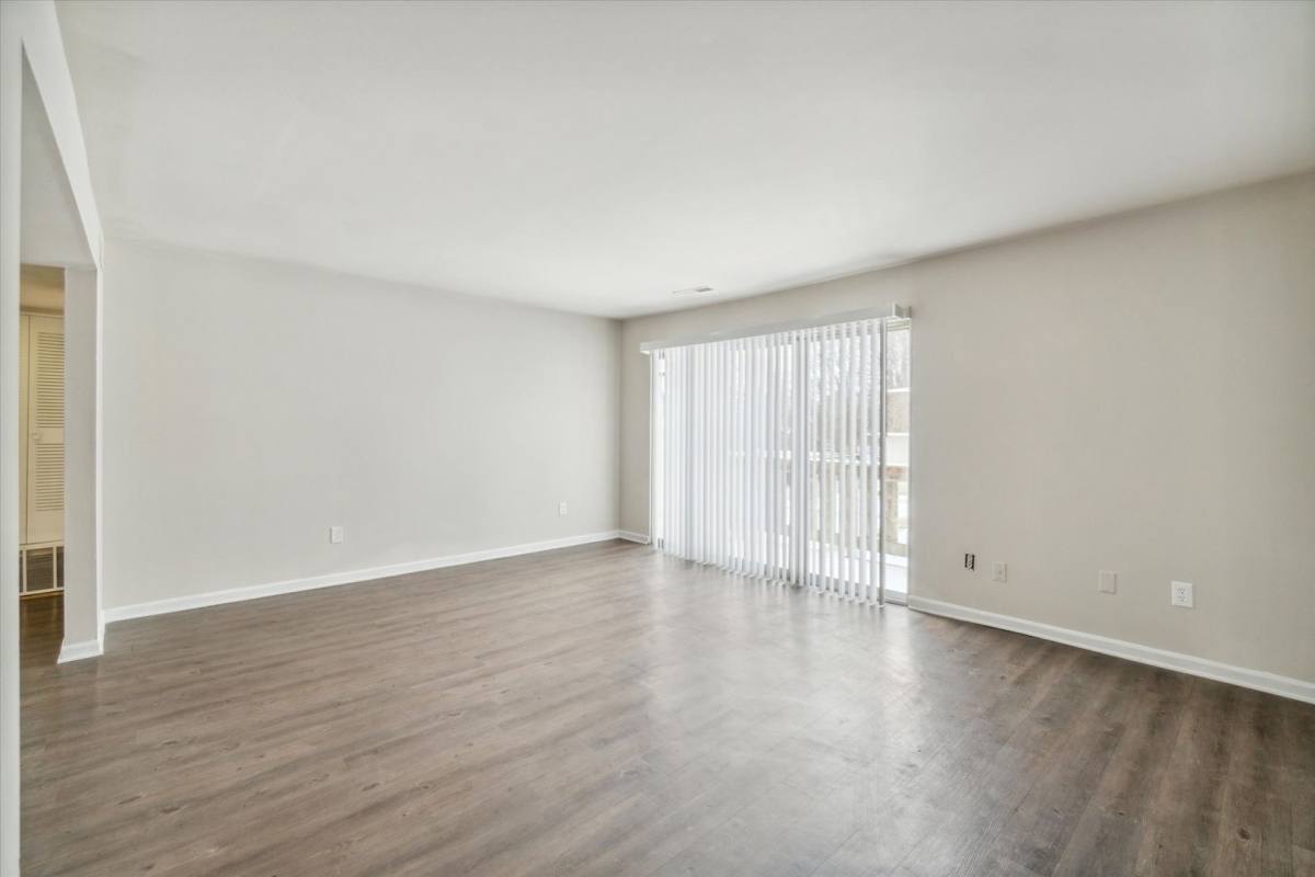 Apartment for rent at 320 S Drake Rd, Kalamazoo, MI 49009
