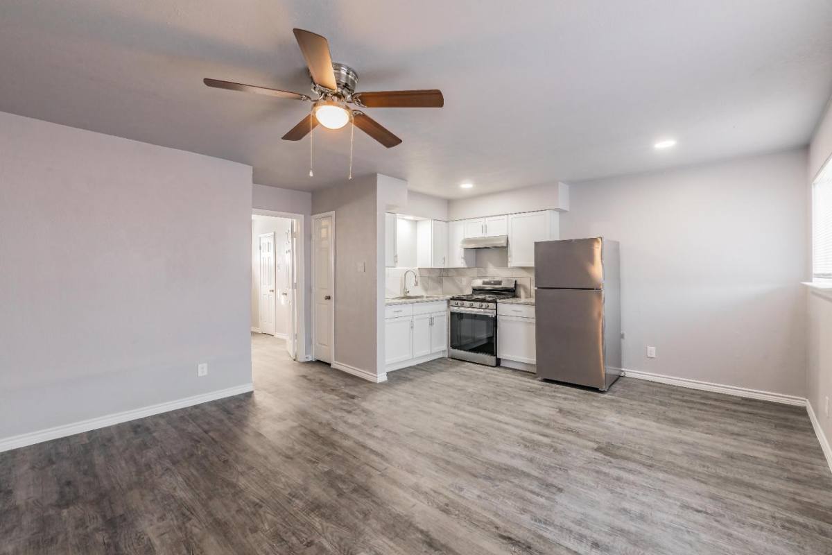 Apartment for rent at 4417 E US-80 Frontage Rd #101, Mesquite, TX 75150