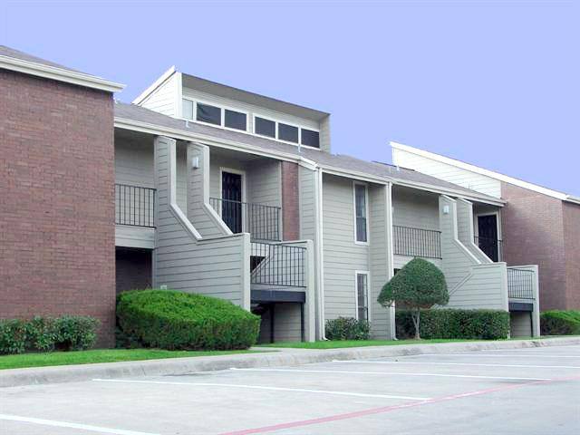 Apartment for rent at 4205 Rufe Snow Dr, North Richland Hills, TX 76180