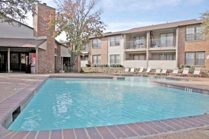 Apartment for rent at 4057 N Belt Line Rd, Irving, TX 75038