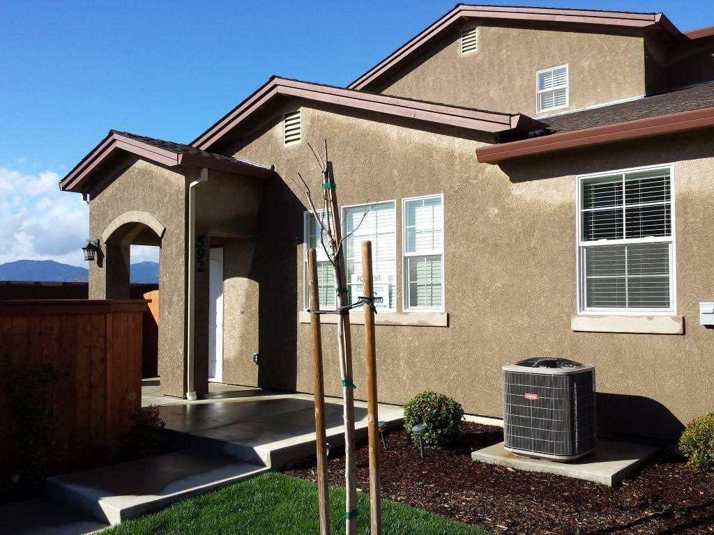 Townhouse for rent at 592 Mission De Oro Dr, Redding, CA 96003