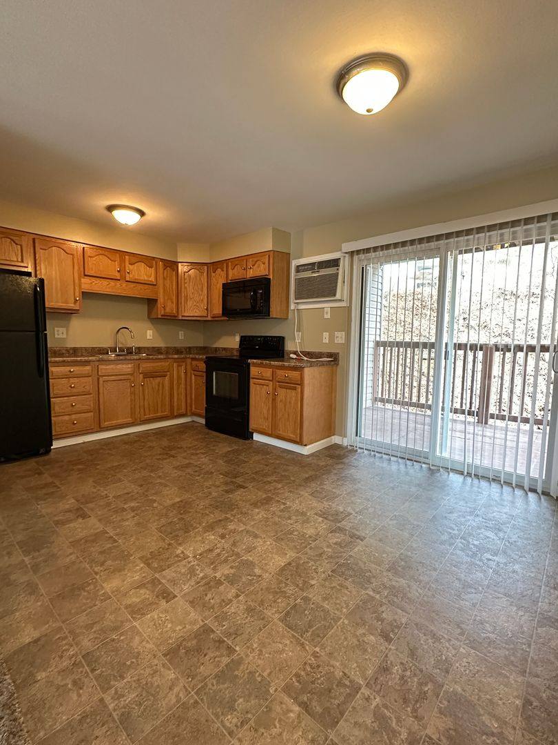 Apartment for rent at 800 Westwood Court, Fairmont, WV 26554