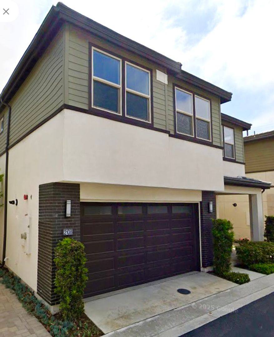 House for rent at 2108 Harper Way, Costa Mesa, CA 92627