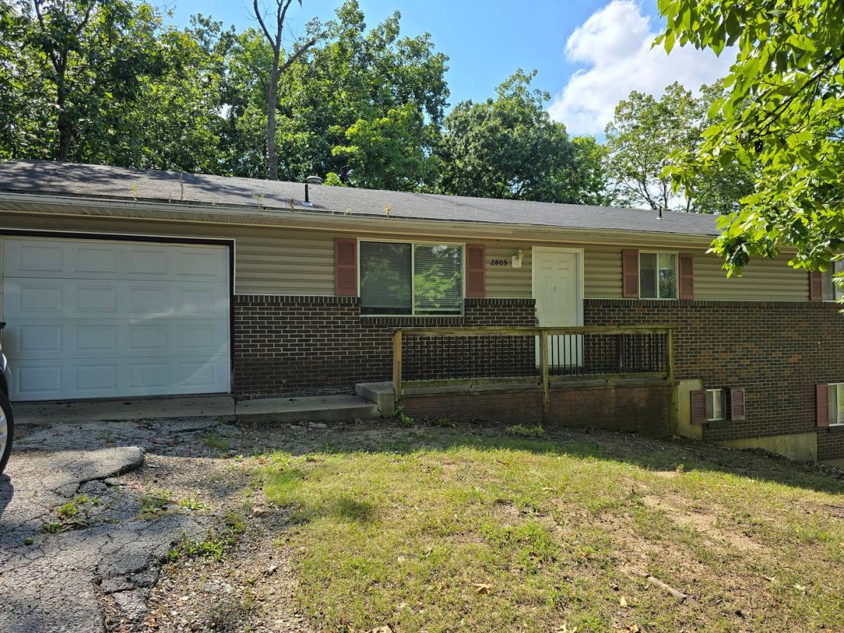 Apartment for rent at 2805-2807 Fairhaven Dr, Columbia, MO 65202