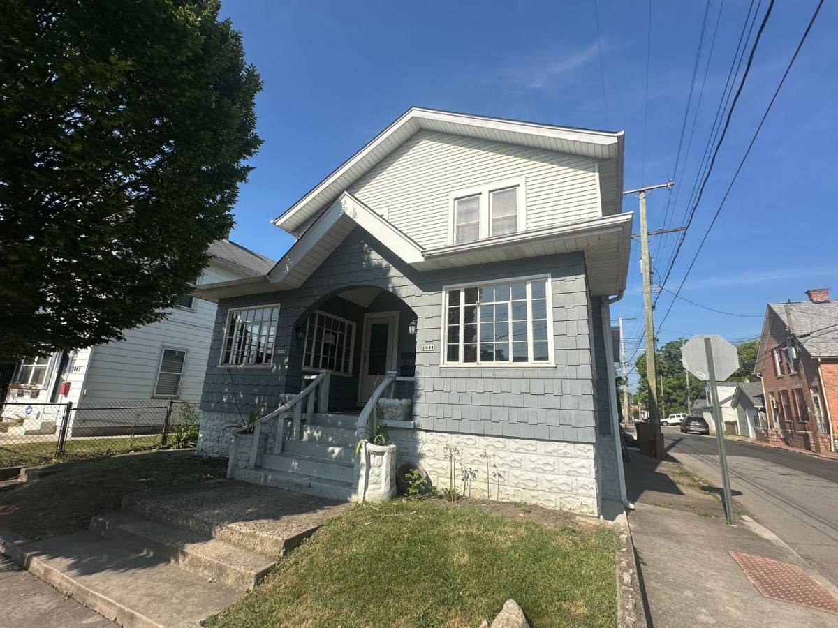 Apartment for rent at 1041 S Washington St, Columbus, OH 43206