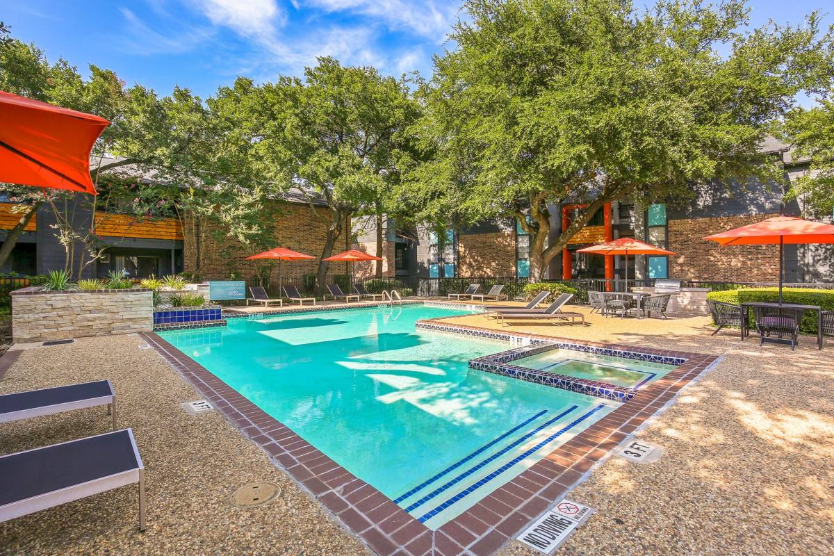 Apartment for rent at Aroya Apartment Homes, 4791 W Ledbetter Dr, Dallas, TX 75236