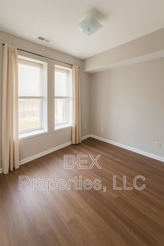 Apartment for rent at 1324 Academy Ave #C, Saint Louis, MO 63113