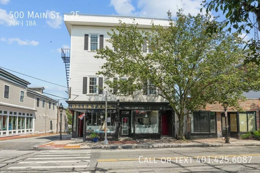 Apartment for rent at 500 Main St, Warren, RI 02885