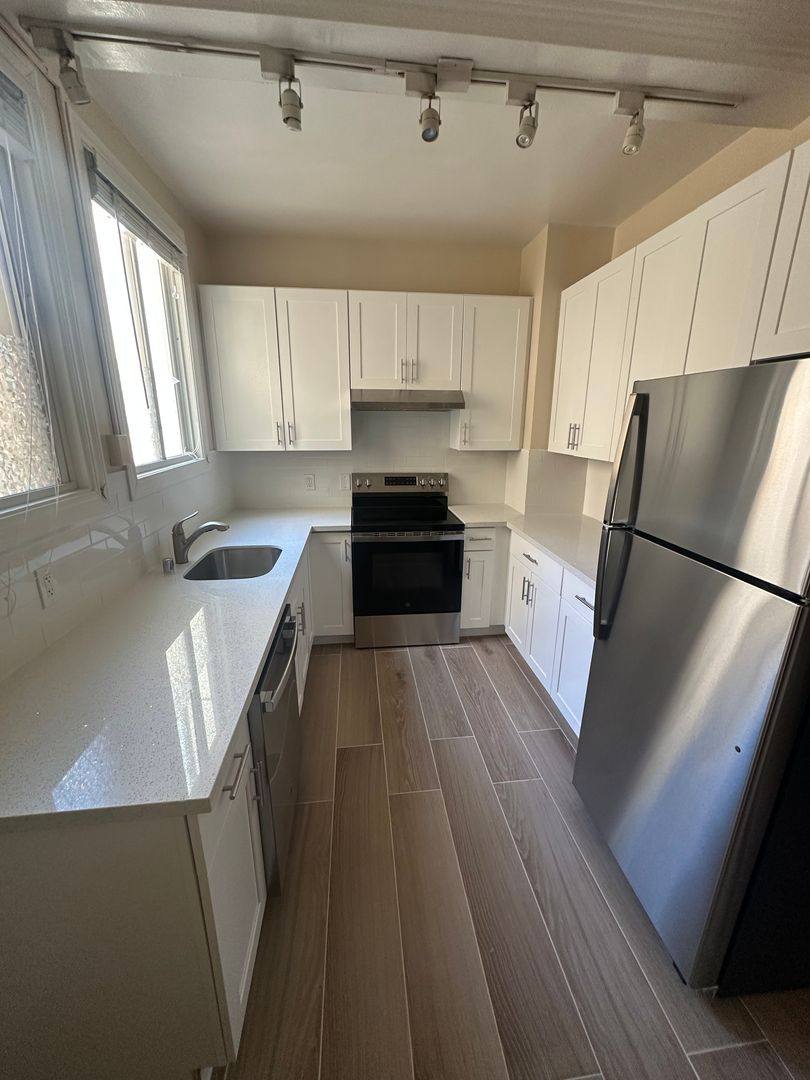 Apartment for rent at 3460-3464 Sacramento St, San Francisco, CA 94118