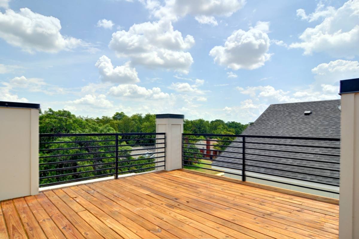 Apartment for rent at 2512 Forest Park Blvd, Fort Worth, TX 76110
