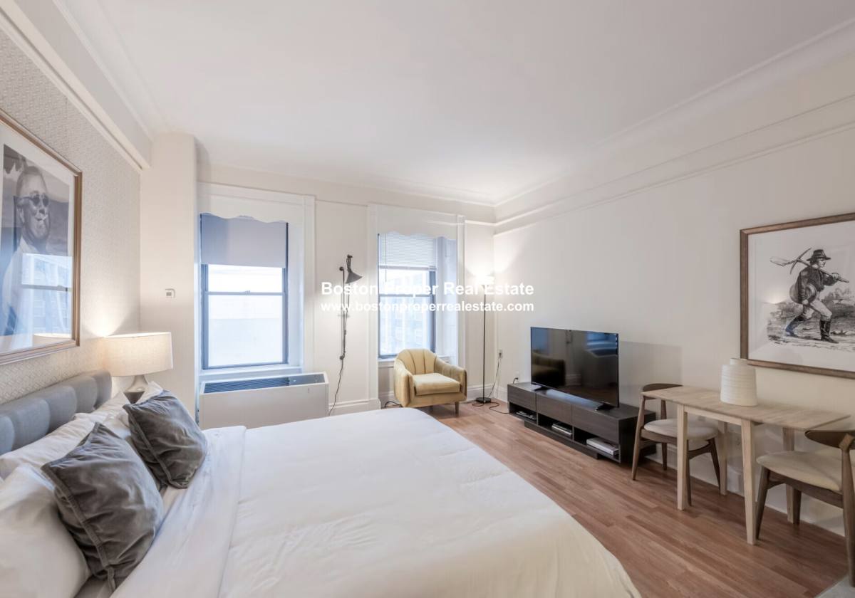 Apartment for rent at 62 Boylston St, Boston, MA 02116