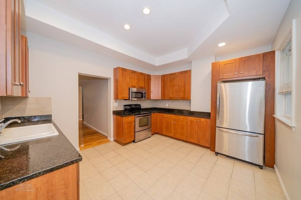 Townhouse for rent at 32 Channing, Newton, MA 02458