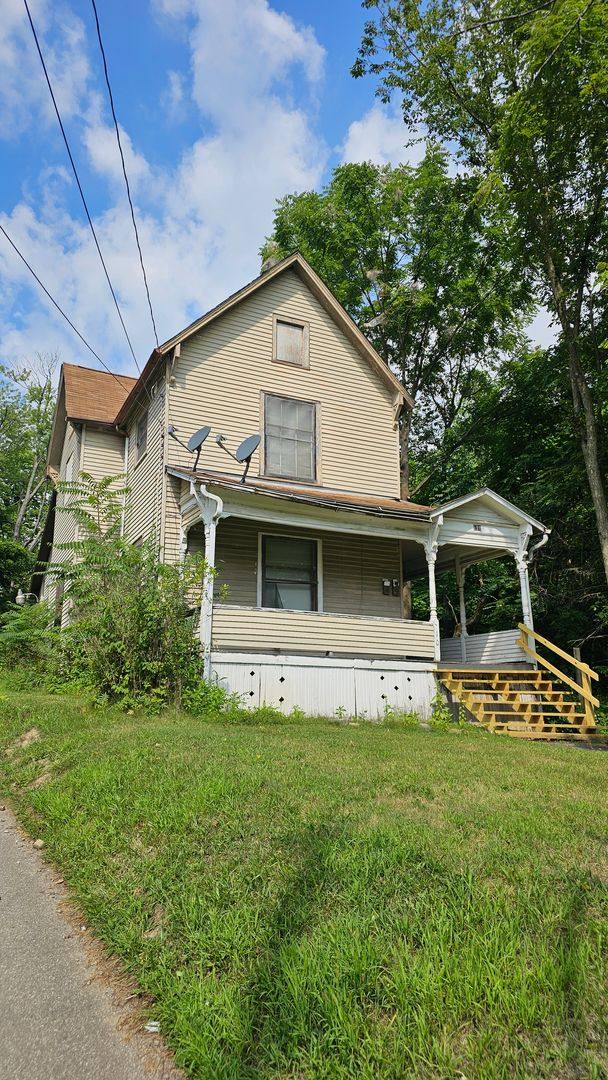 Apartment for rent at 110-1105 Wood St, Mansfield, OH 44903