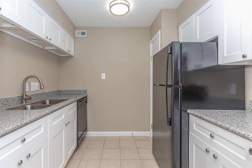 Apartment for rent at 9707 Timberside Dr, Houston, TX 77025