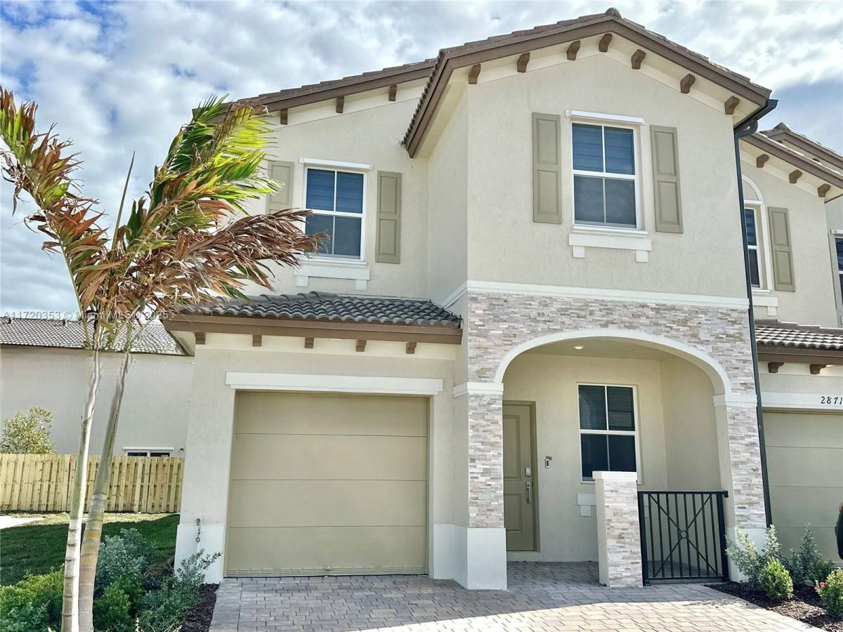 House for rent at 2867 SE 25th Terrace, Homestead, FL 33035