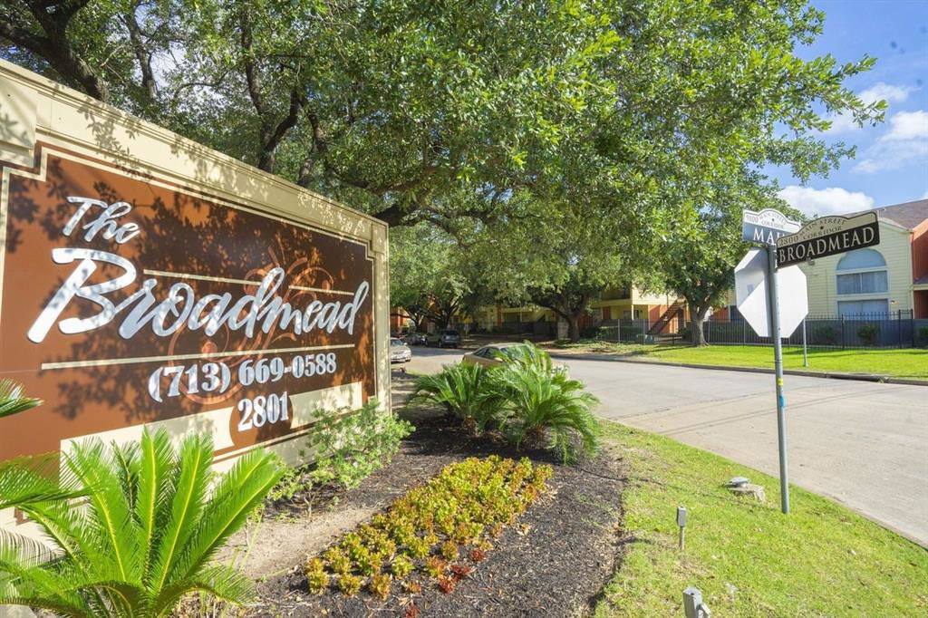 Apartment for rent at 2801 Broadmead Dr #113, Houston, TX 77025