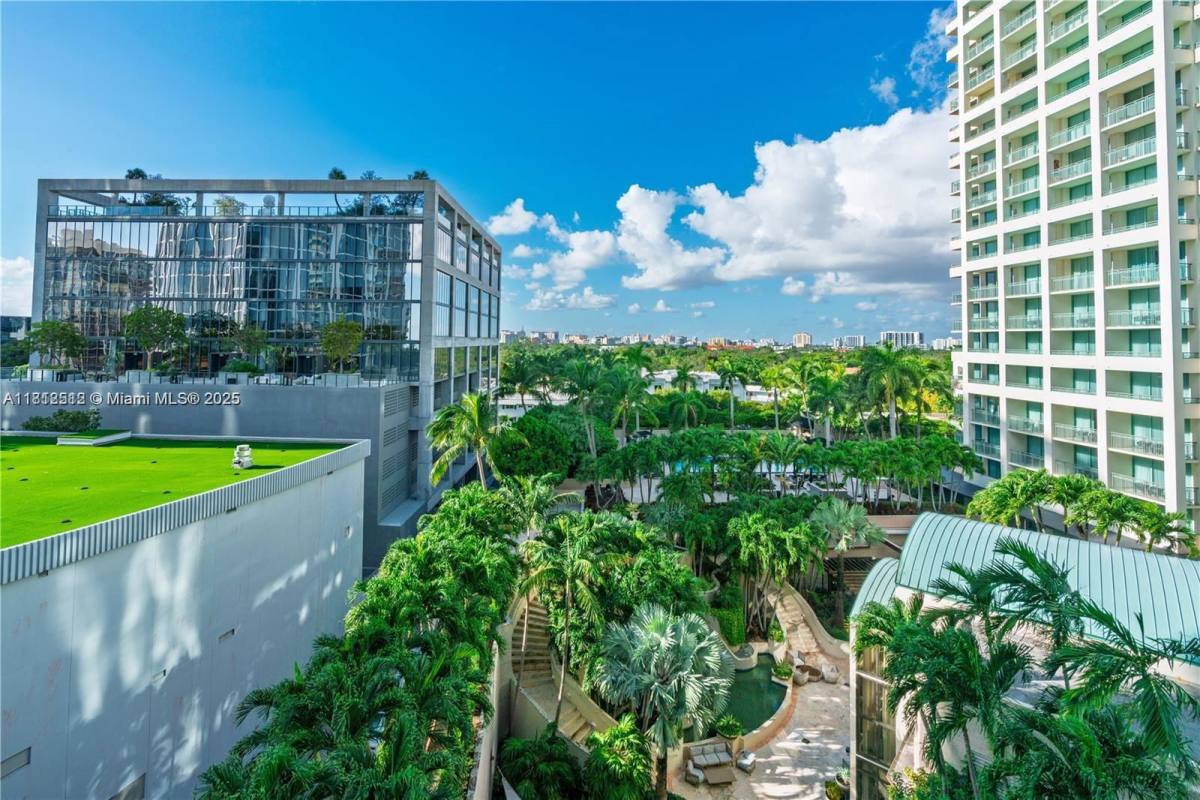 Apartment for rent at 3400 SW 27th Ave #705, Miami, FL 33133