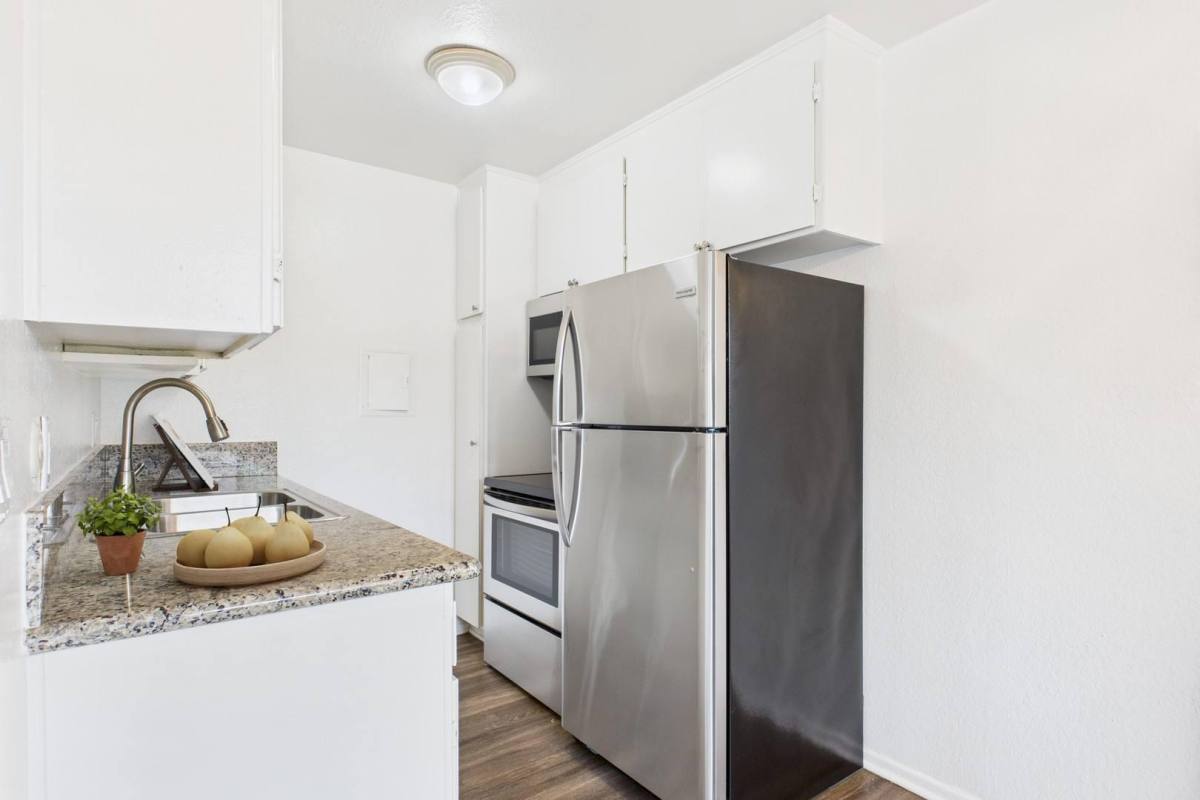 Apartment for rent at Gilmore, 14154 Gilmore, Van Nuys, CA 91401