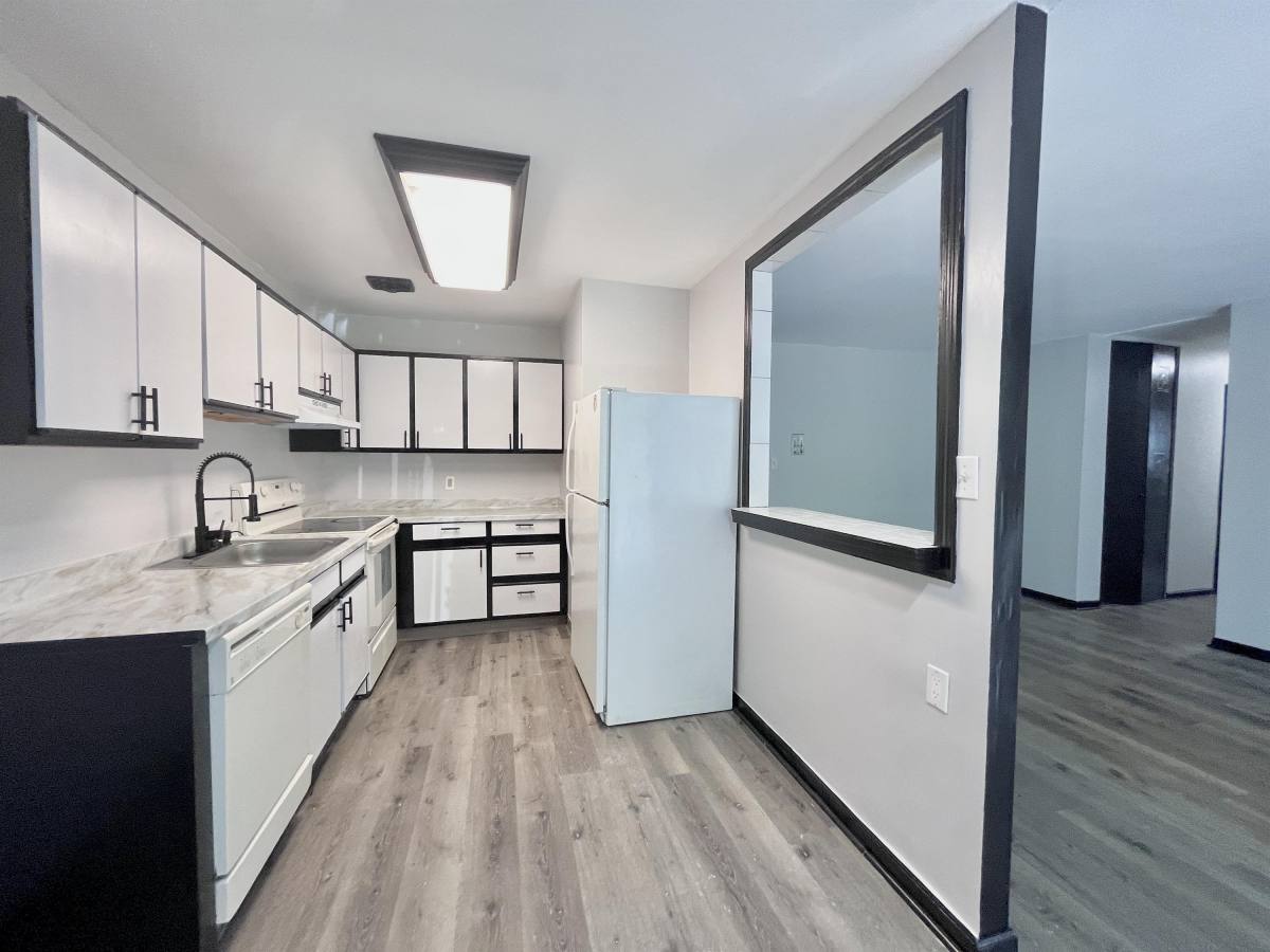 House for rent at Hamilton on the Lake, 2248 Hamilton St, Allentown, PA 18104