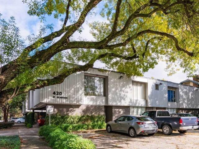 Apartment for rent at 420 W Alabama St #1, Houston, TX 77006