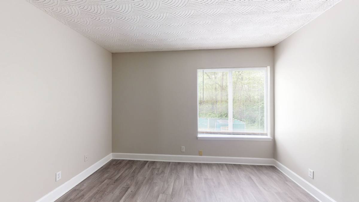 Apartment for rent at Northfield Manor, 1001 W 9th St, Russellville, KY 42276