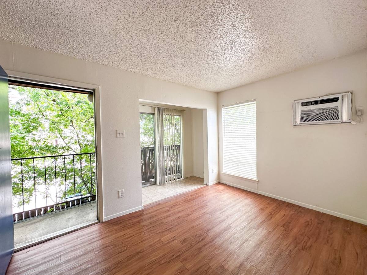 Condo for rent at 1011 W 23rd St, Austin, TX 78705