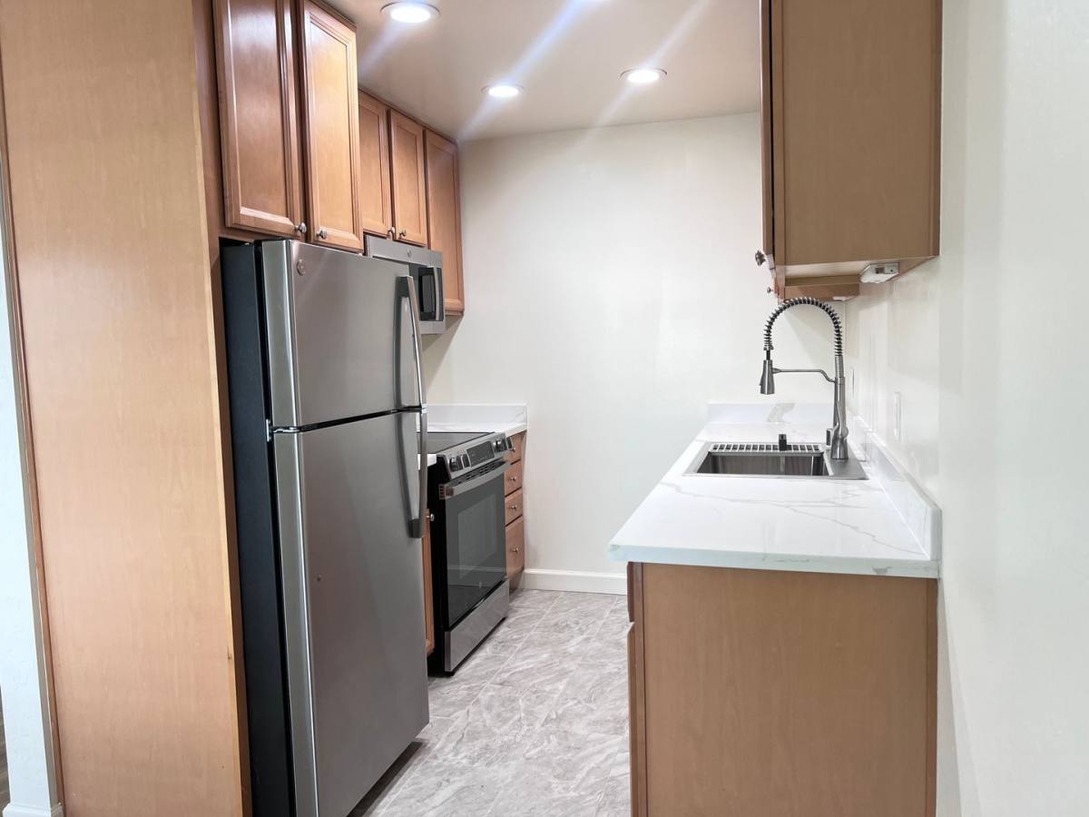 Apartment for rent at 111 Cleaveland Rd, Pleasant Hill, CA 94523