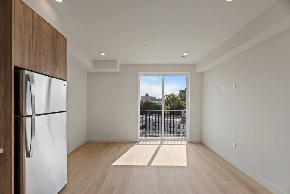 Apartment for rent at 719 S Hoover St, Los Angeles, CA 90005