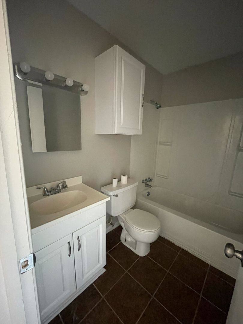 Apartment for rent at 4546 Alvin Dark Ave, Baton Rouge, LA 70820